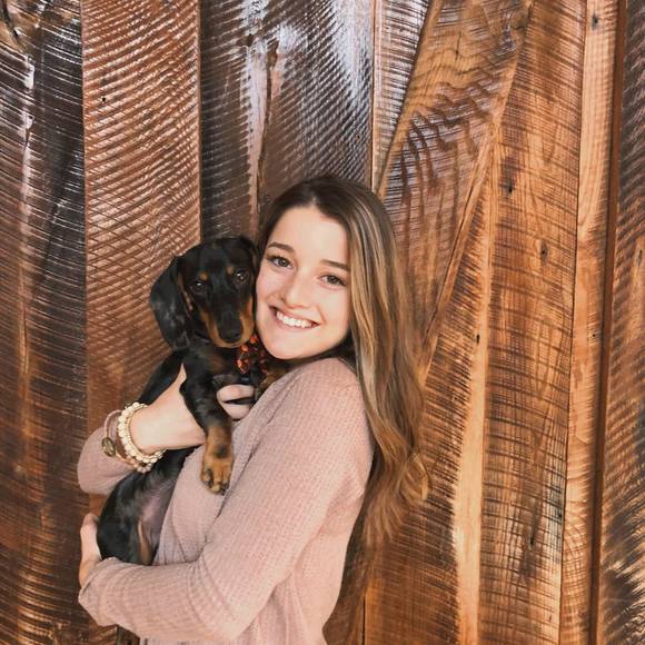 Meet your Posher, Taylor - Picture 1 of 1